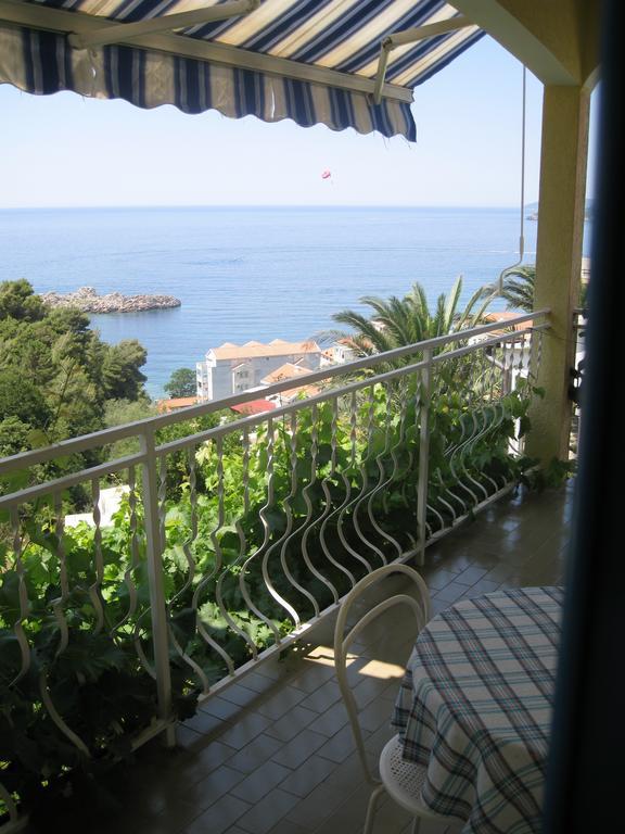Apartmani Famelja Jovanovic Sveti Stefan Rum bild