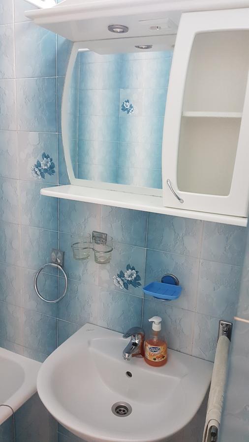 Apartmani Famelja Jovanovic Sveti Stefan Exteriör bild