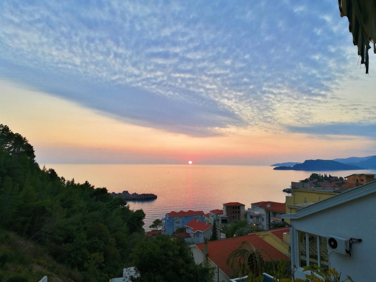 Apartmani Famelja Jovanovic Sveti Stefan Exteriör bild